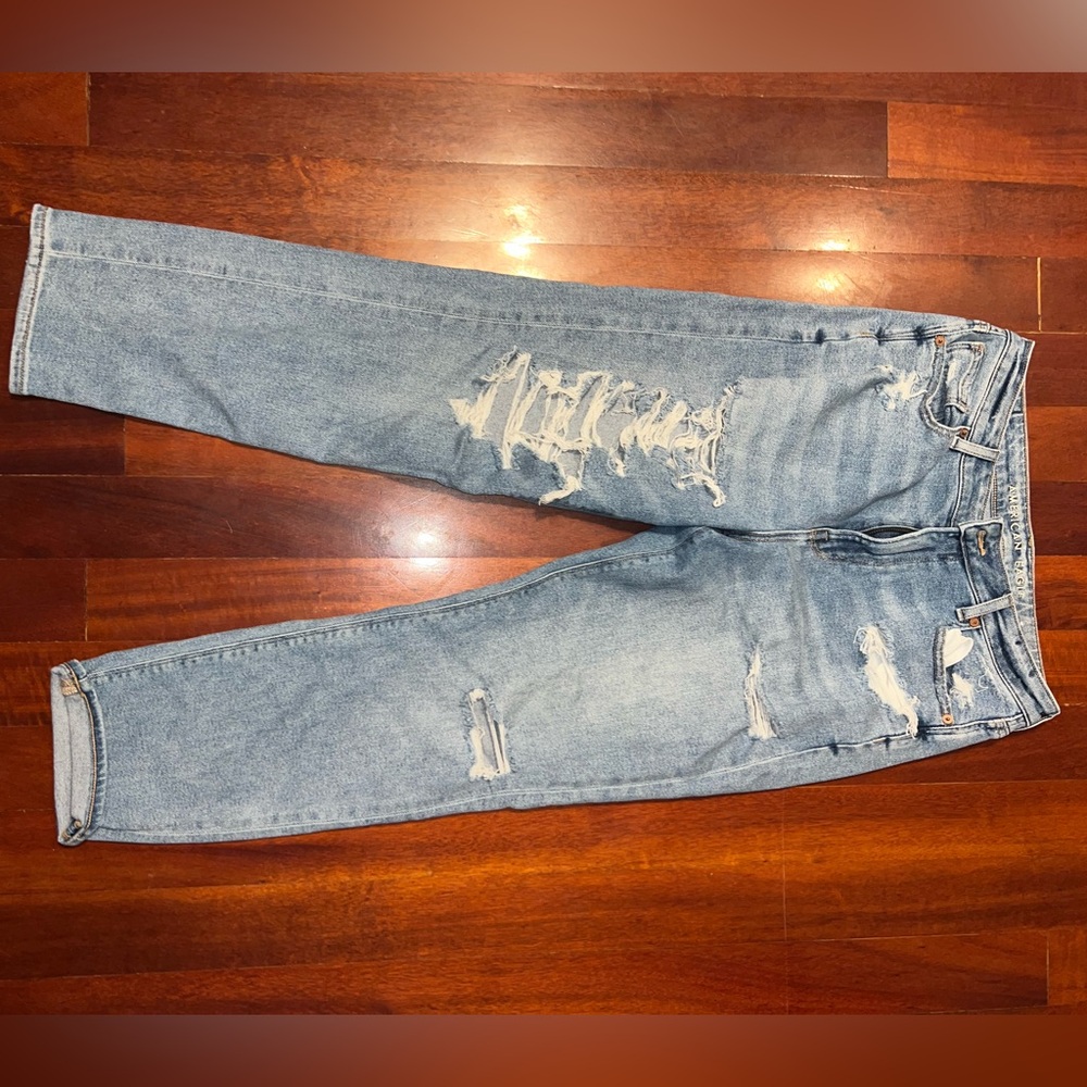 American Eagle Ripped stretchy jeans